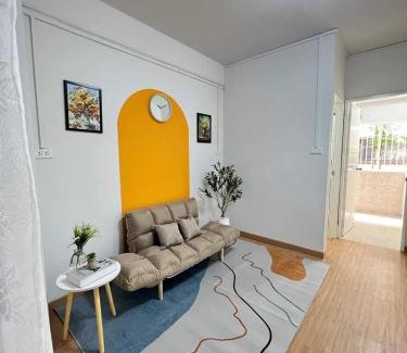 Nong Kwai Apartment | The Room