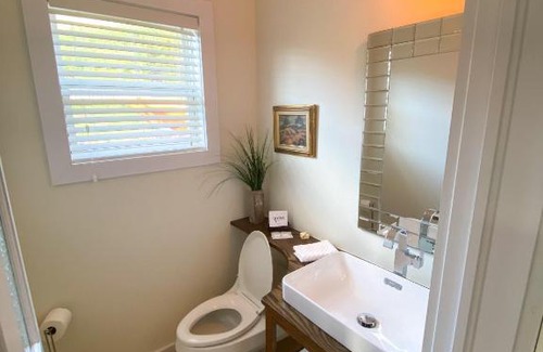 Woody Point Hotel | The Rooms at Woody Point