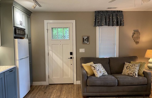 Saugatuck Cottage | The Roost at The Southerner