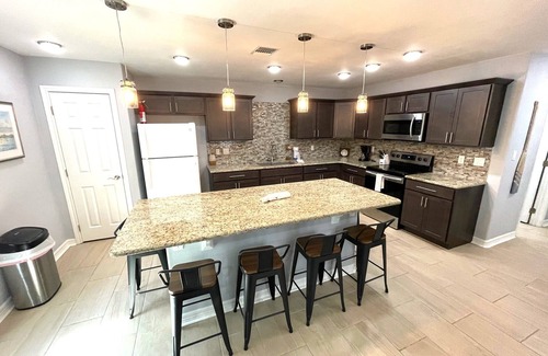 Rockport Cottage | The Roseate Spoonbill at the Big Tree Cabins