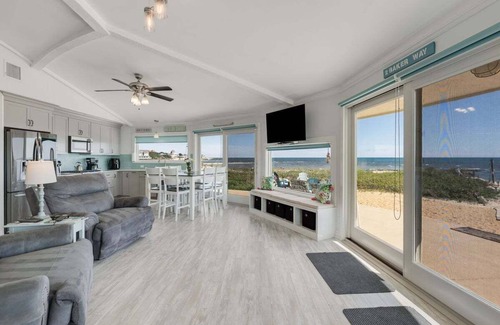 West Dennis House | The Round House: 002-D Waterfront in West Dennis