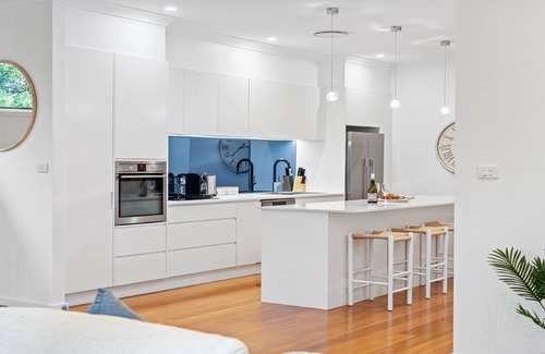 Avoca Beach House | The Round House - Avoca Beach