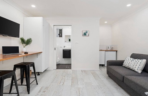Avoca Beach House | The Round House - Avoca Beach