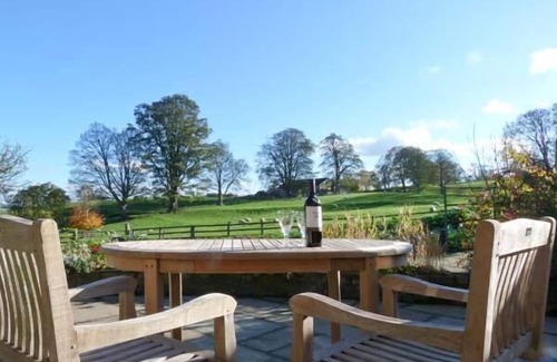 Middleham Cottage | THE ROUND HOUSE, romantic, luxury holiday cottage in Middleham