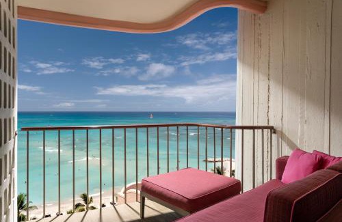 Waikiki Resort | The Royal Hawaiian, A Luxury Collection Resort, Waikiki
