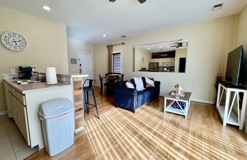 Sea Trail Apartment | The Royal Villa at 215