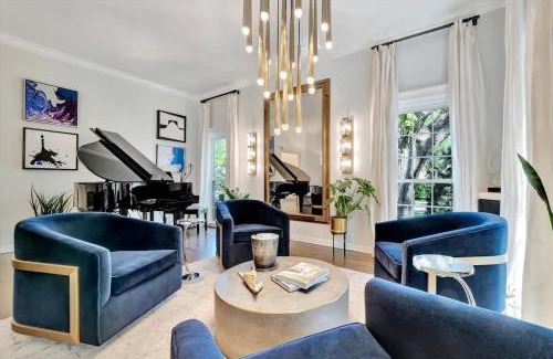 Golfview House | The Royale Garden villa spa yoga room