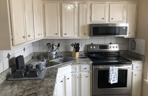 Eagle Pass Apartment | The Rustic @ Paseo de Encinal Dr # 1