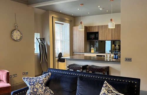 West End Hotel | The Rutland Hotel & Apartments