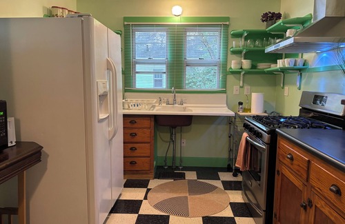 Bloomington House | The Sage at IU: Near the Stadium and B-Line