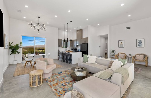 Desert Hot Springs House | The Sagebrush House