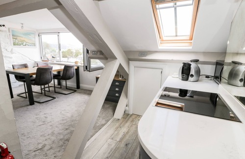 Borth-y-Gest Cottage | The Sail Loft