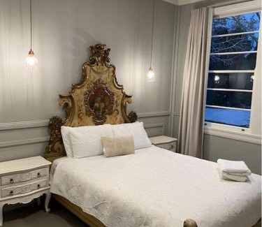 Avoca Villa | The Sallies est.1861
