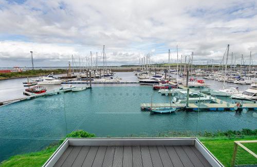 Troon Hotel | The Salt Lodge