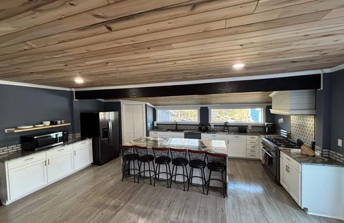 Conway House | The Salty Dog