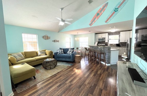 Riviera Beach House | The Salty Marlin - Golf CartBeachPier Park30A