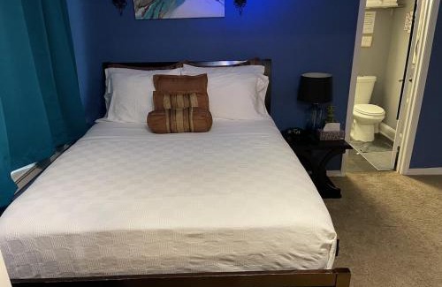 Fairlie-Poplar Historic District Apartment | The Samone's