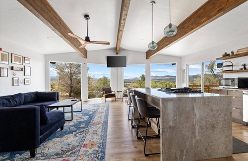 Prescott Heights House | The Sanctuary at Prescott Heights |Majestic Views |Luxe Prescott Sanctuary |Golf