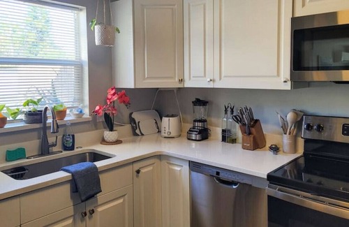 South Pinellas Community Council House | The Sand Piper: 3/2 beachy home, pet friendly