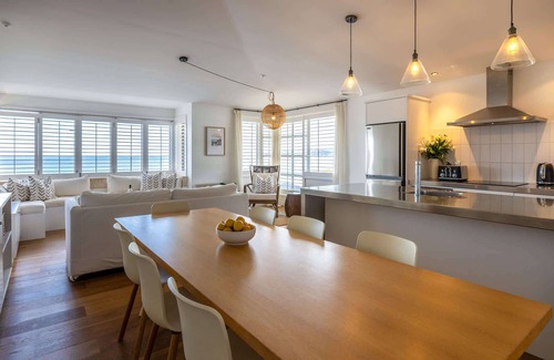 Onetangi Apartment | The Sands Apartment 8 | Stay Waiheke