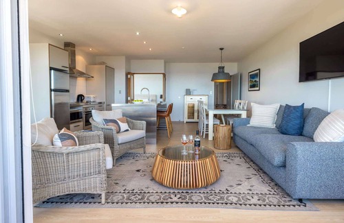 Onetangi Apartment | The Sands Apartment 5 | Stay Waiheke