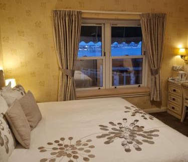 Roundham Hotel | The Sands Hotel