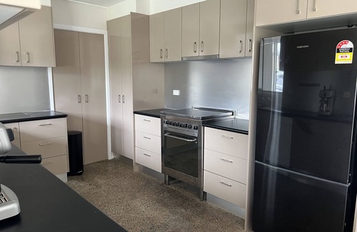 Port Macquarie House | 'The Savoy'. Central home with pool. Pet friendly