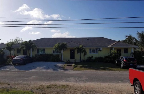 Nassau House | The Seashells!