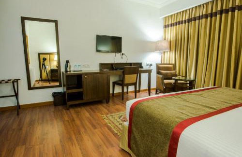 Leh Hotel | The Sera Courtyard