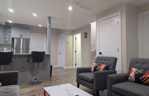 Northeast Edmonton House | The Serene: 2-bedroom private basement suite