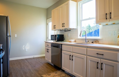 Durham House | The Serene Bohemian Oasis NEW! Duke