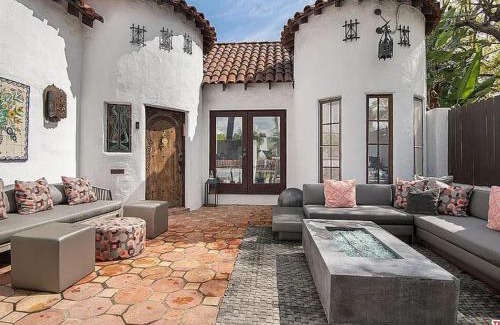 Beverly Grove Villa | The Serene Melrose Oasis!