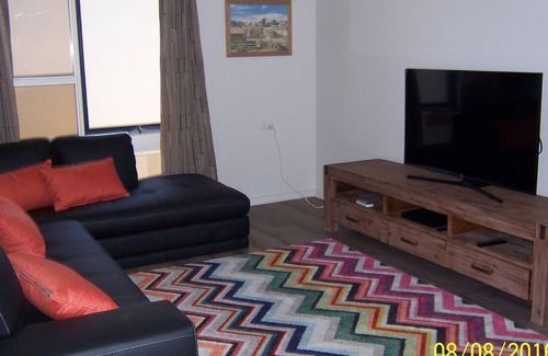 Wangi Wangi House | The Sergeants Quarters - 4 Bedrooms , Opposite lake , Walk to all amenities