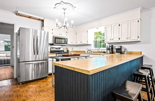 Sewanee House | The Sewanee House: Serene Oasis 5 minutes from Campus