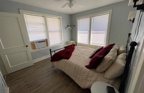 Grand Saline Apartment | The Shabby Shack
