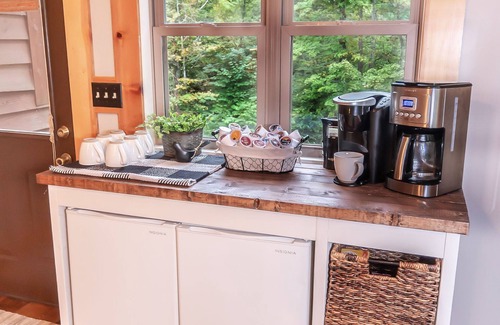 Fountain Run Cabin | The Shady Pine @ Barren River Lake,KY~Luxury Cabin, NOW BOOKING FOR THE HOLIDAYS