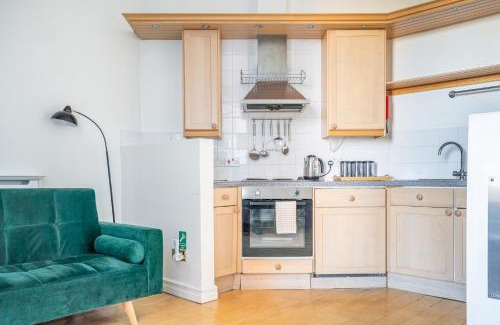York Apartment | The Shambles Suites