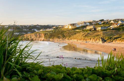 Mawgan Porth House | The Shore