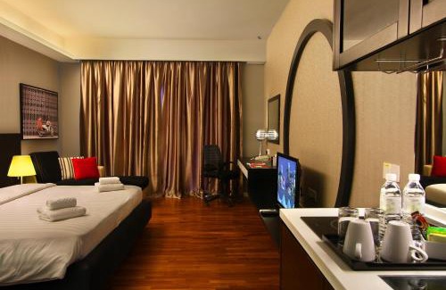 Bunga Paya Pantai Hotel | The Shore Hotel & Residences