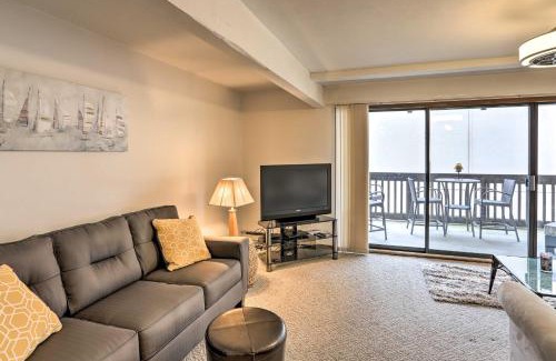 Port Clinton Apartment | The Shores Condo with Beach Access Less Than 2 Mi to Dtwn!