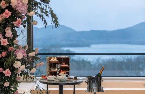Xihu Hotel | The Silk Lakehouse, Shangri-La Hangzhou