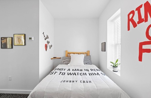 Dunlap Apartment | The Silver Eagle - The Cash
