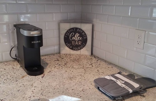 Atlanta House | The Silver Lining w/Covered Patio & Outdoor Kitchen! 5 Miles to Downtown