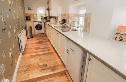 Chathill Cottage | THE SMITHY, pet friendly, character holiday cottage in Seahouses