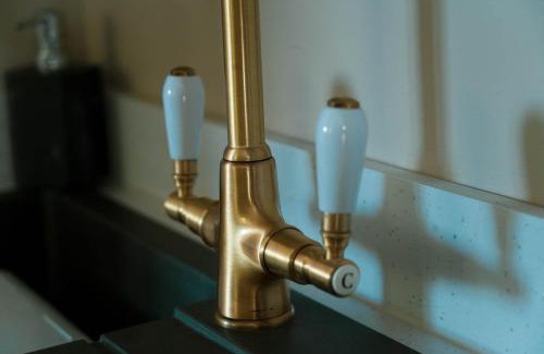 Blackburn Apartment | The Snook