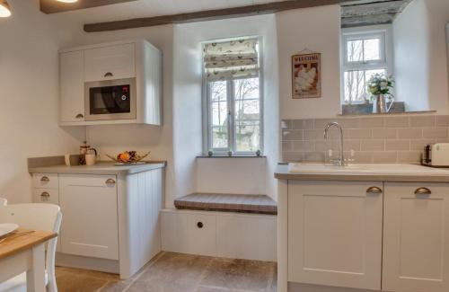 Hawes House | The Snug