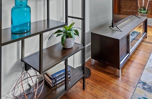 Siloam Springs Apartment | The So Chill Suite is perfect for that weekend getaway or an extended stay!