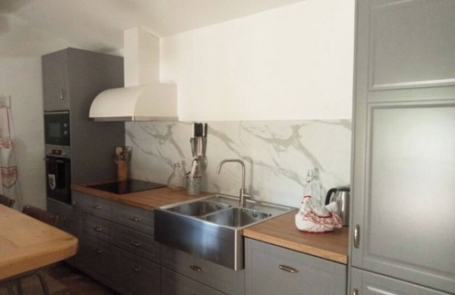 St.-Remy-de-Provence House | The song of the cicadas comfortable house