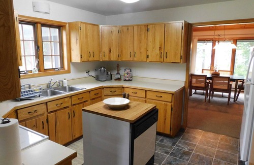 Backus Cabin | The Sooner by the Lake