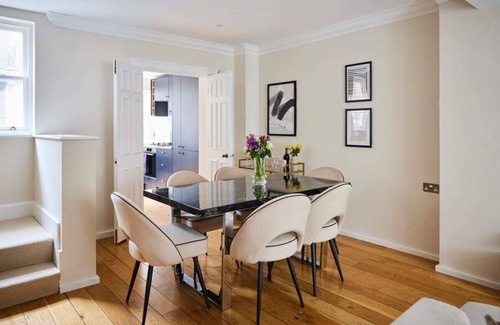 South Kensington Cottage | The South Kensington Wonder - Trendy 3bdr House With Garden